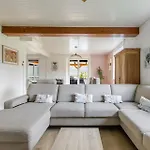 Holiday home Le Nid De Cigognes, Jardin, Piscine & Cinema 20 Min Europa-park Witternheim