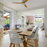 Holiday home Le Nid De Cigognes, Jardin, Piscine & Cinema 20 Min Europa-park *
