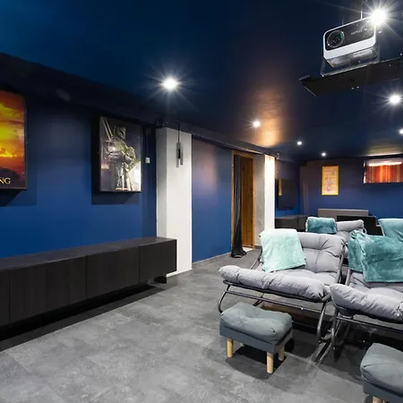 Holiday home Le Nid De Cigognes, Jardin, Piscine & Cinema 20 Min Europa-park *